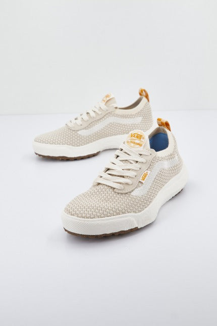 VANS ULTRARANGE VR en color BEIS (2)