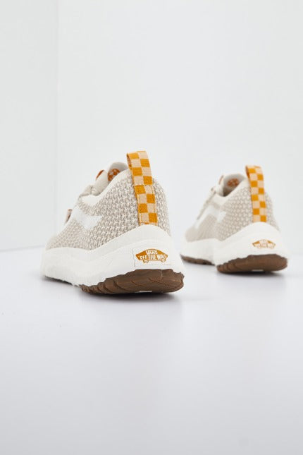 VANS ULTRARANGE VR en color BEIS (3)
