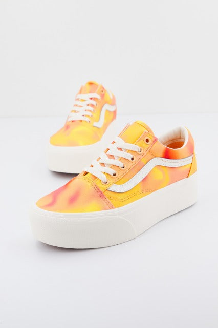 VANS OLD SKOOL STACKFORM en color NARANJA (1)