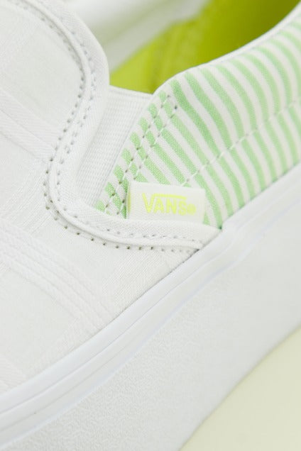 VANS CLASSIC SLIP-O en color BLANCO (4)