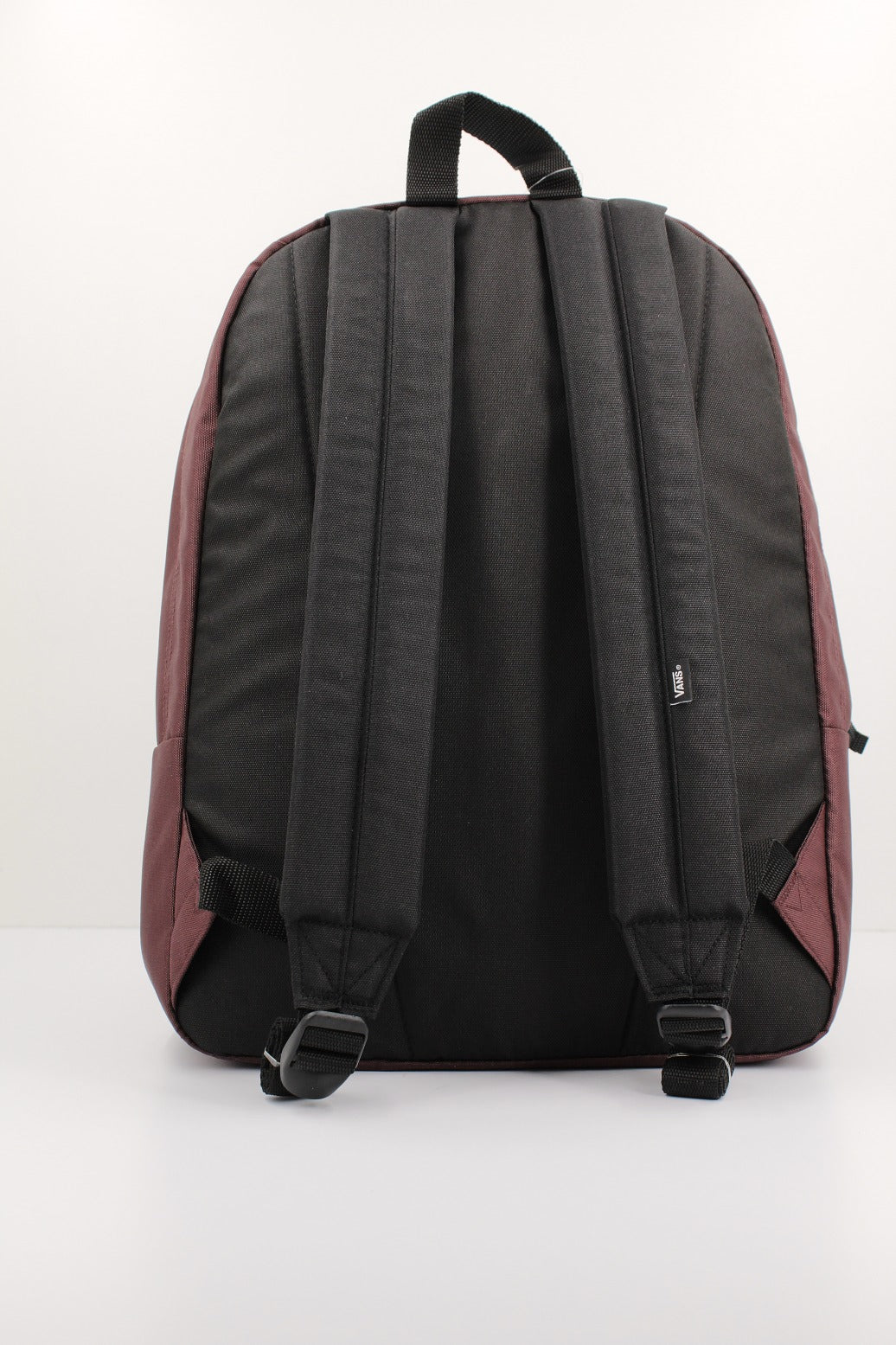 VANS WM REALM BACKPACK FUDG en color BURDEOS (3)
