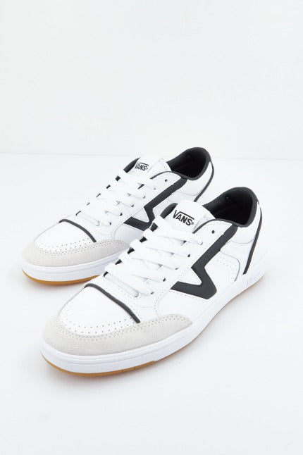 VANS LOWLAND CC JMP R COURT en color BLANCO (1)