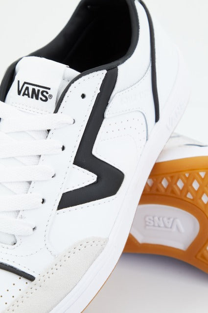 VANS LOWLAND CC JMP R COURT en color BLANCO (4)
