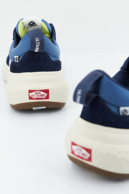 VANS ULTRARANGE NEO VR en color AZUL (2)