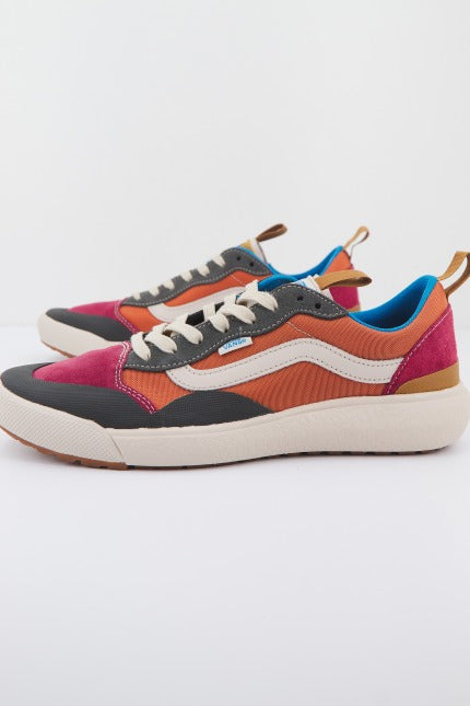 VANS ULTRARANGE EXO en color ROJO (2)