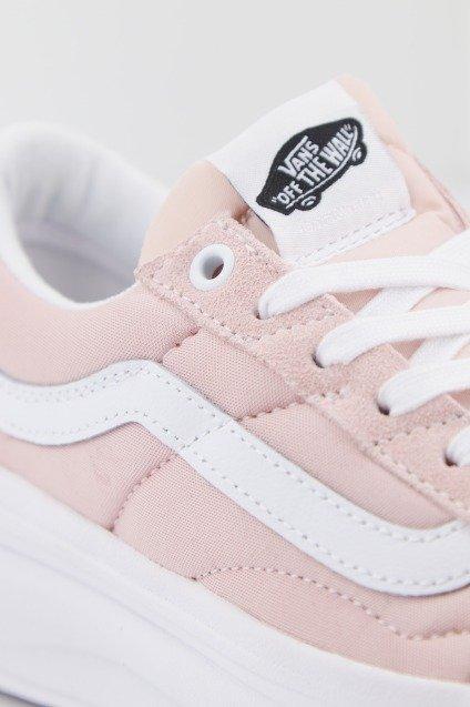 VANS OLD SKOOL OVERT en color ROSA (4)