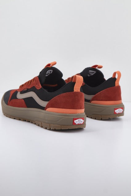 VANS ULTRARANGE EXO WW-MTE- en color BURDEOS (4)