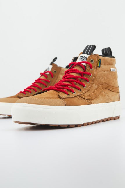 VANS UA SK-HI MTE- en color MARRON (2)