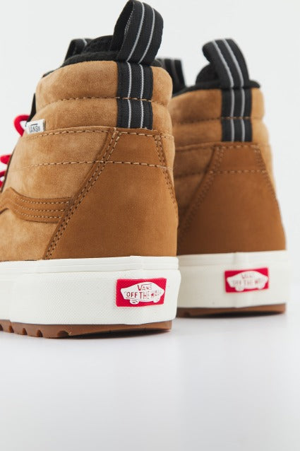 VANS UA SK-HI MTE- en color MARRON (3)