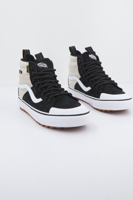VANS SK-HI MTE- en color NEGRO (1)