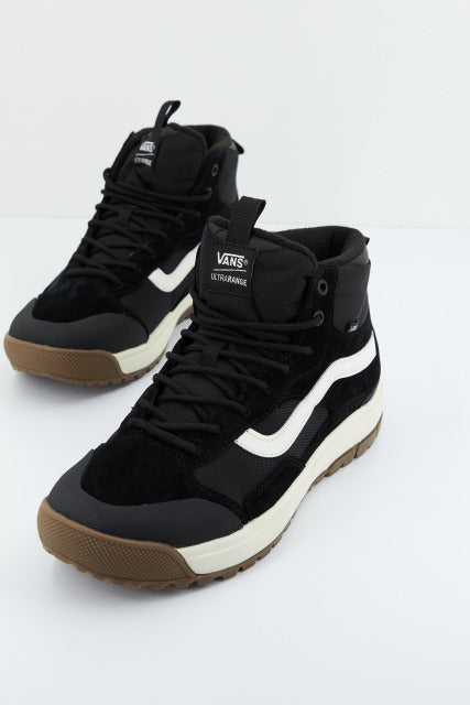 VANS ULTRARANGE EXO en color NEGRO (2)