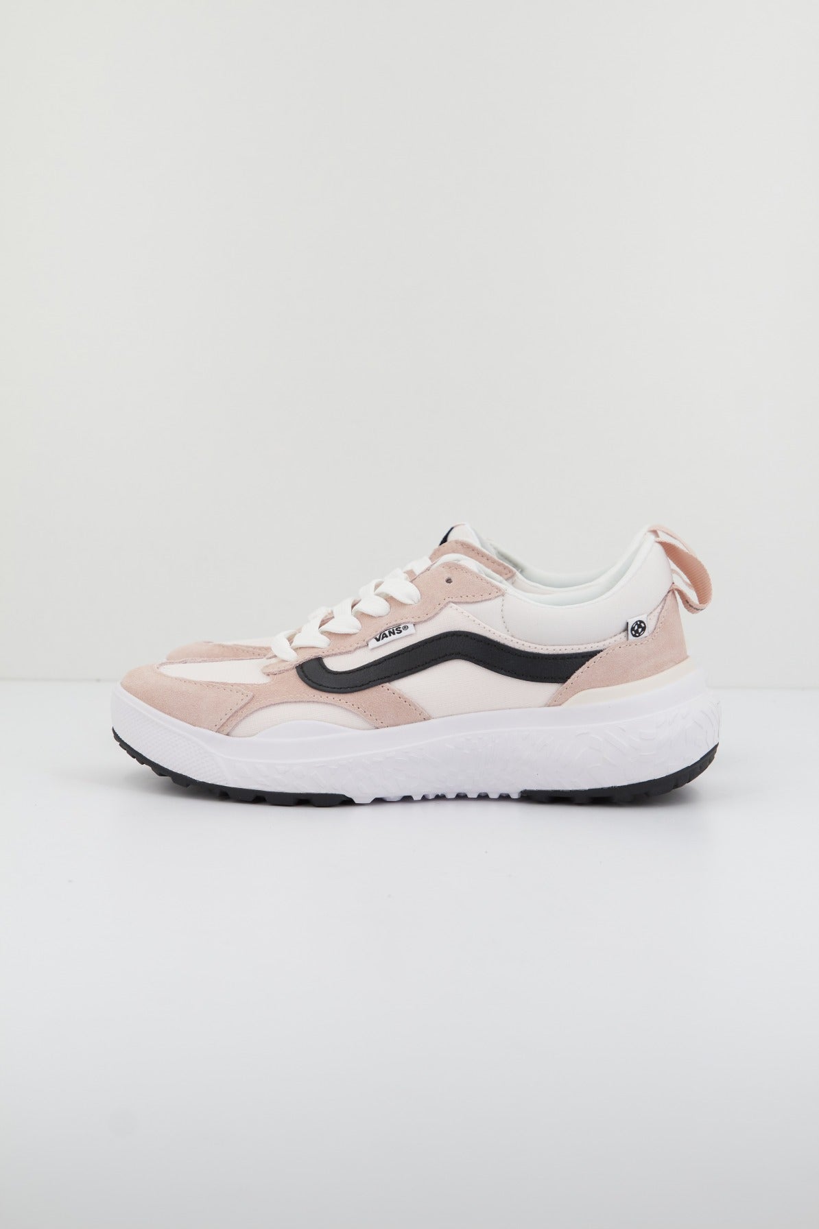 VANS ULTRARANGE NEO VR en color ROSA (1)