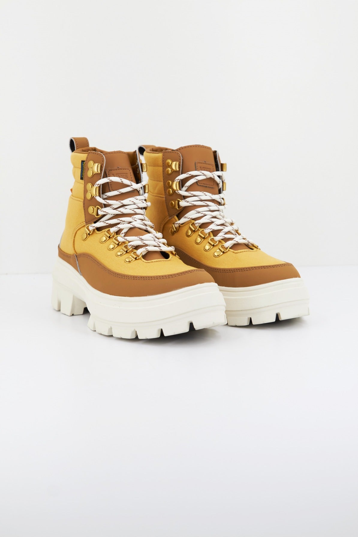 VANS COLFAX ELEVATE MTE- en color MARRON (2)