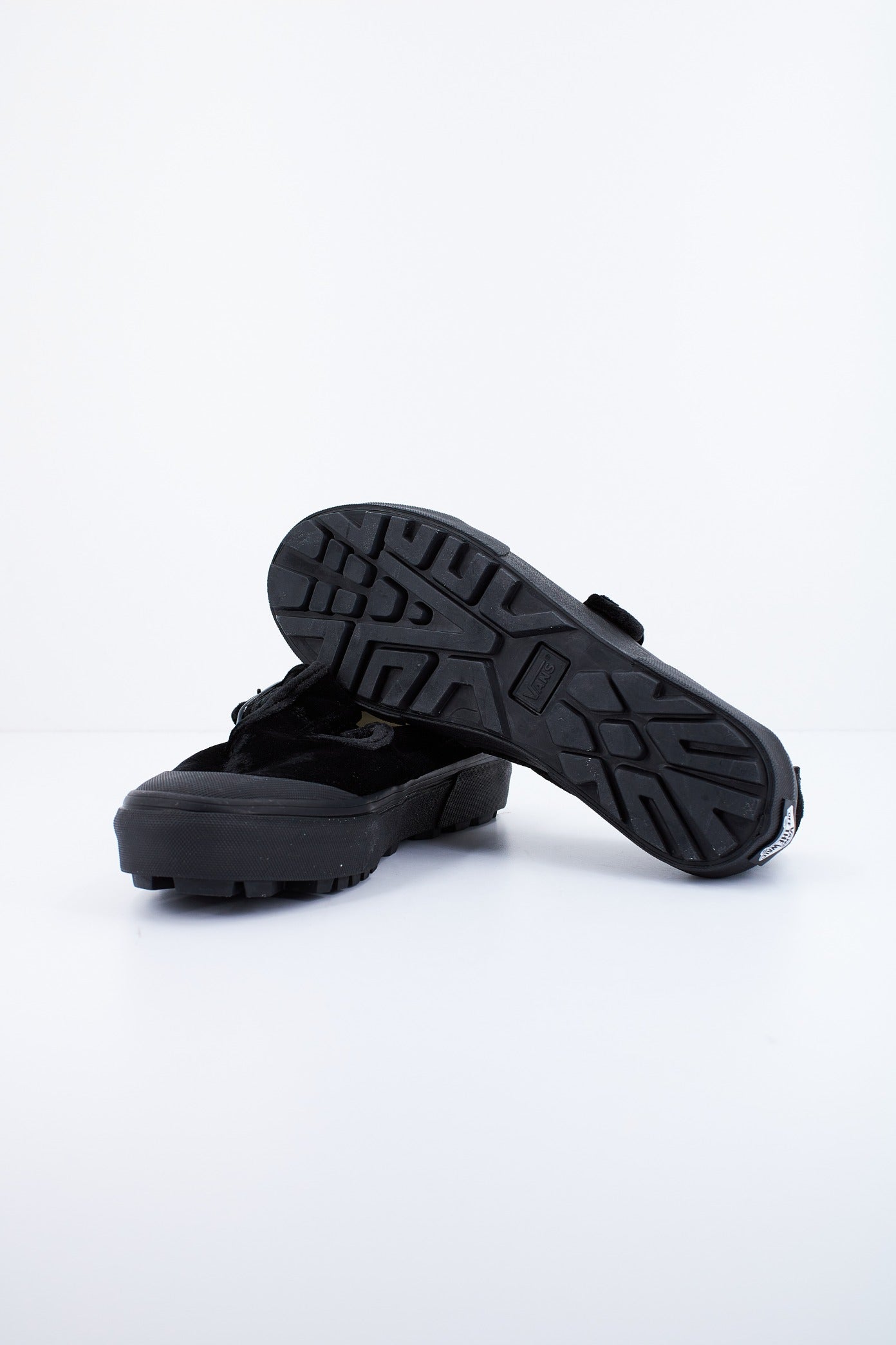 VANS STYLE en color NEGRO (4)