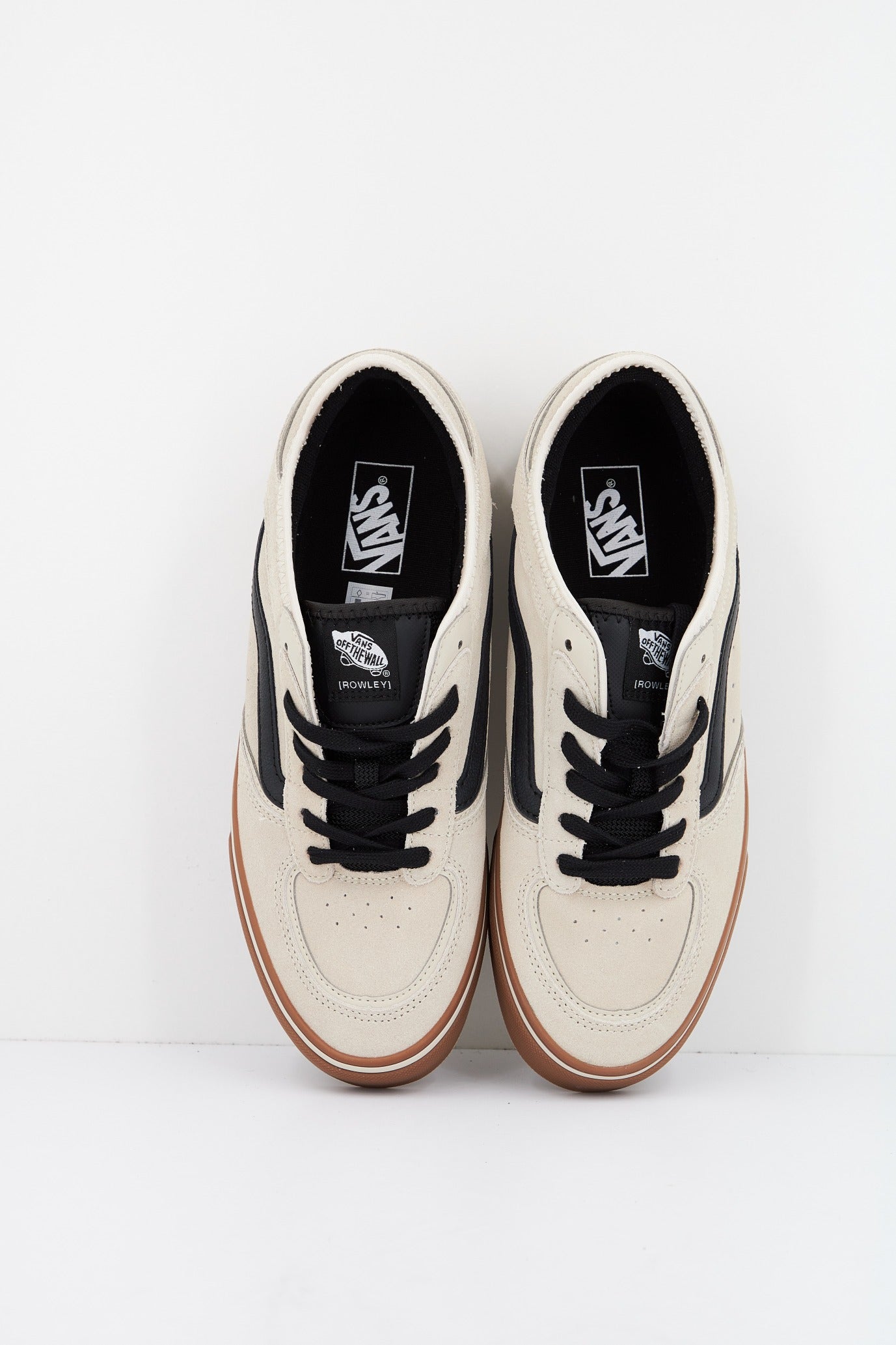 VANS ROWLEY CLASSIC en color BEIS (2)