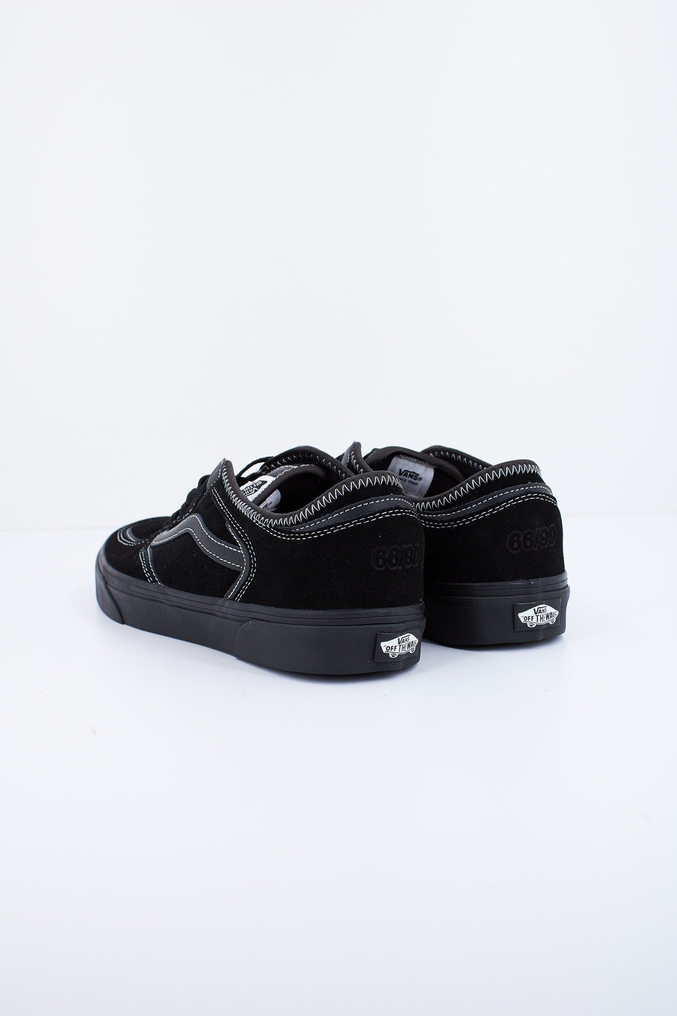 VANS ROWLEY CLASSIC en color NEGRO (3)
