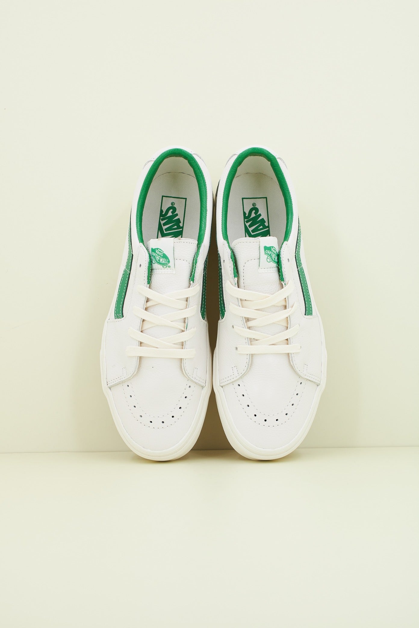 VANS SK-LOW VINTAGE en color BLANCO (2)
