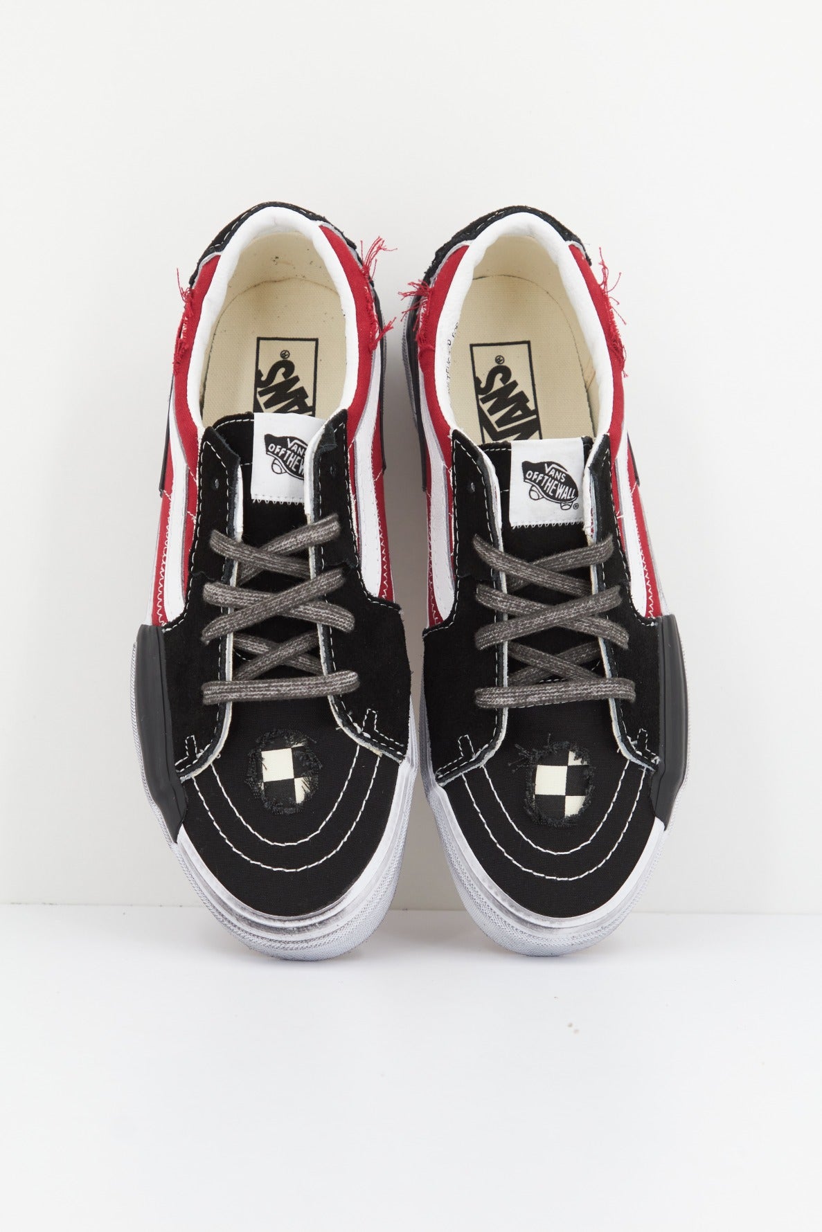 VANS SK-LOW RECONSTRUCT en color NEGRO (2)