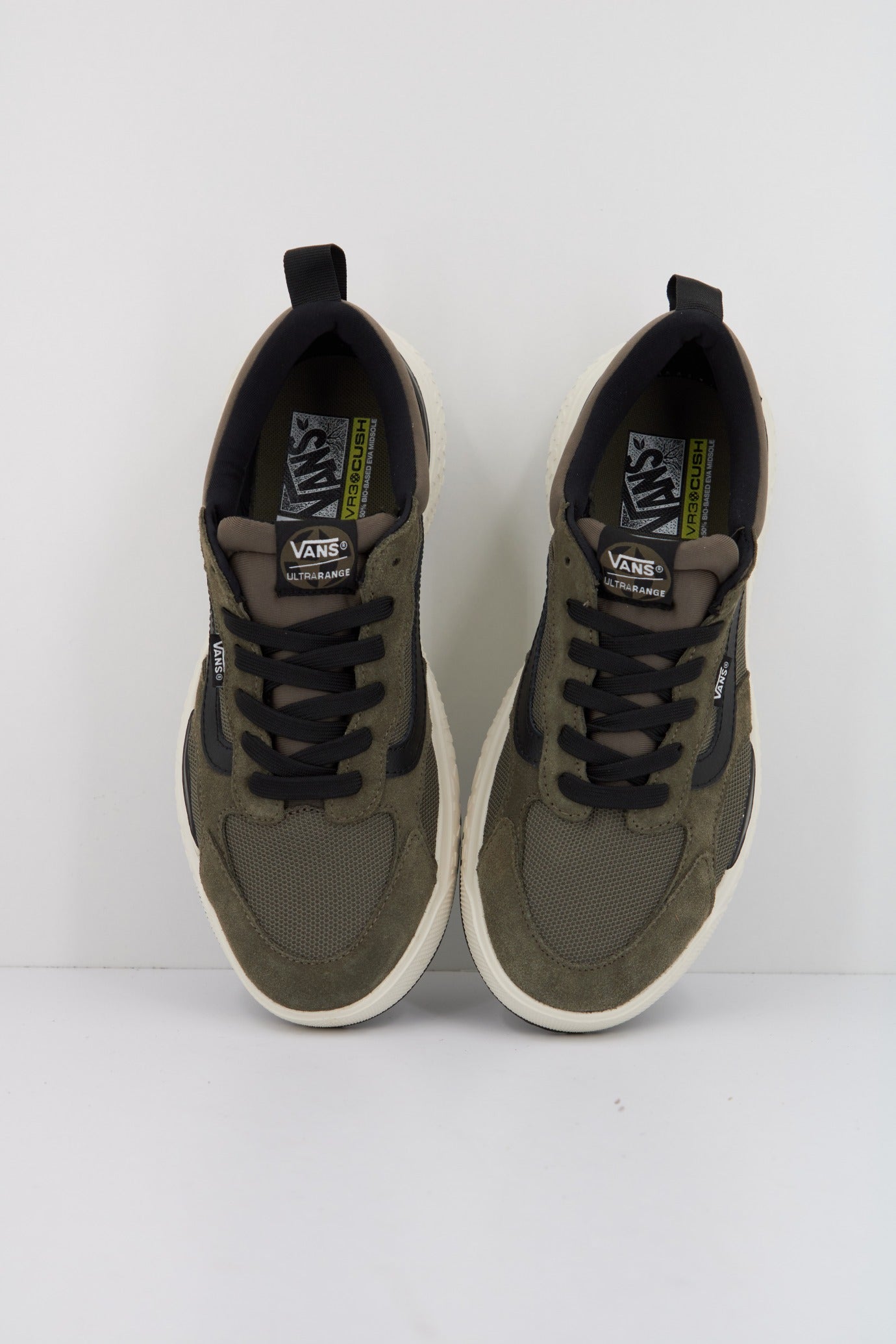 VANS ULTRARANGE NEO VR en color VERDE (2)