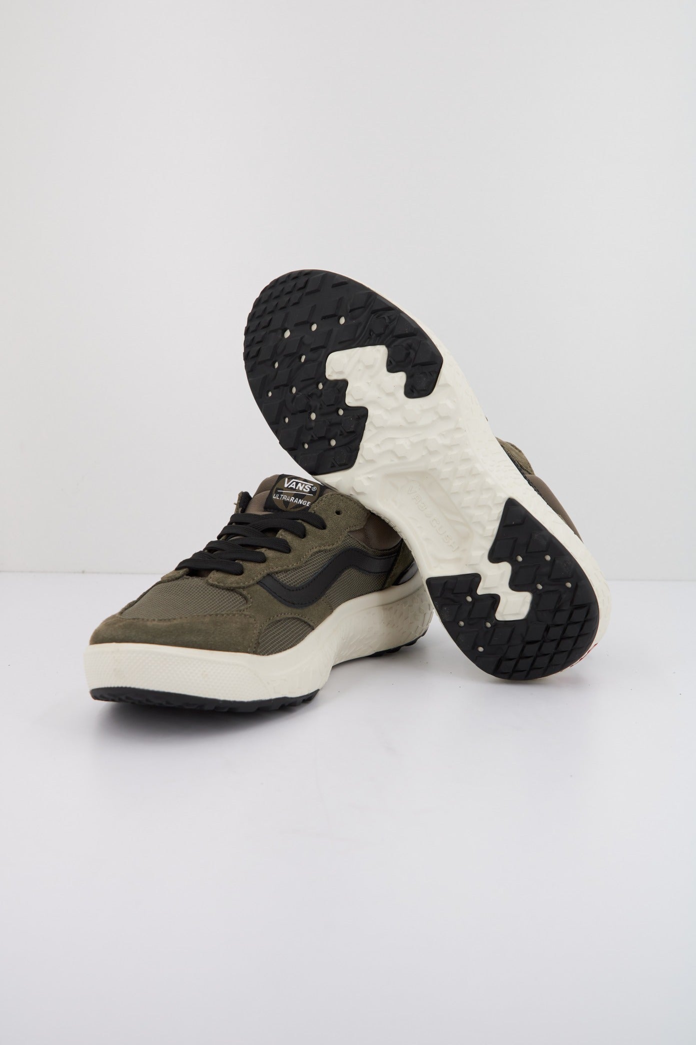 VANS ULTRARANGE NEO VR en color VERDE (4)