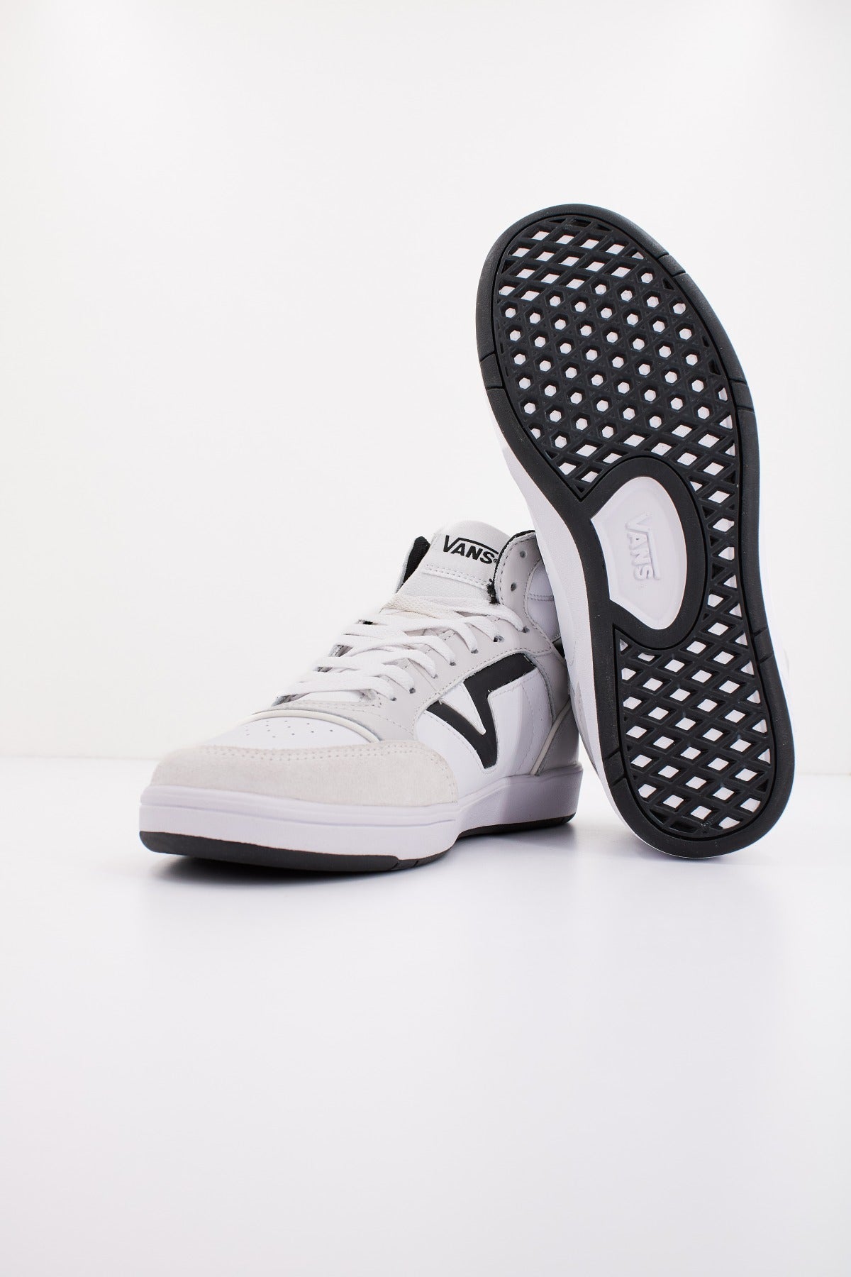 VANS LOWLAND MID CC JMP SPO en color BLANCO (4)