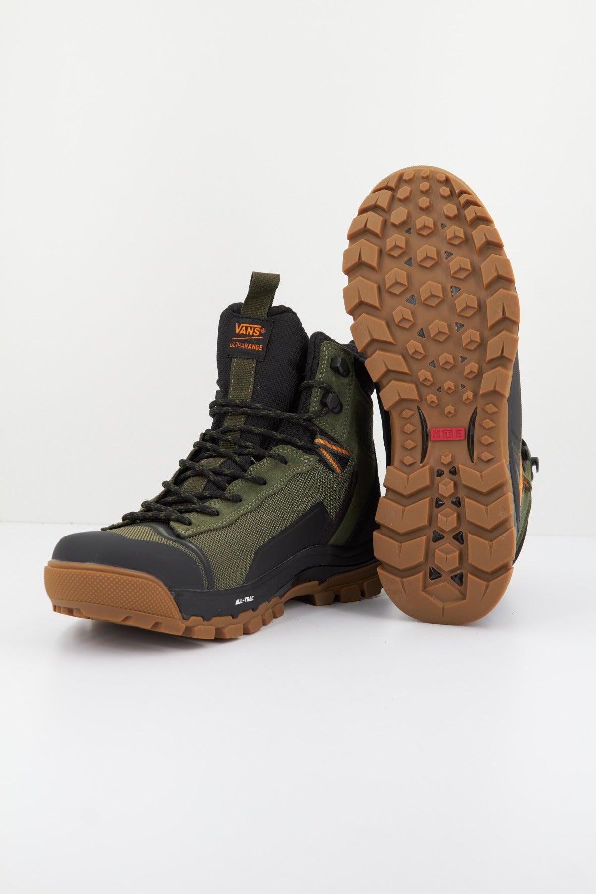 VANS ULTRARANGE EXO HI GORE en color VERDE (4)