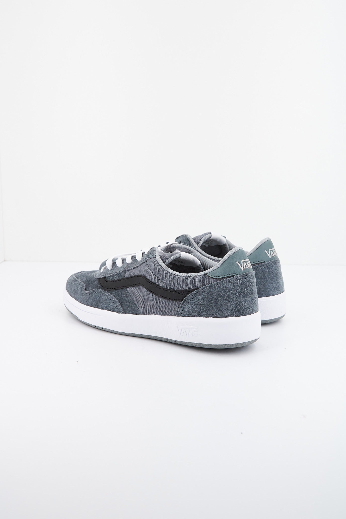 VANS CRUZE TOO CC en color GRIS (3)