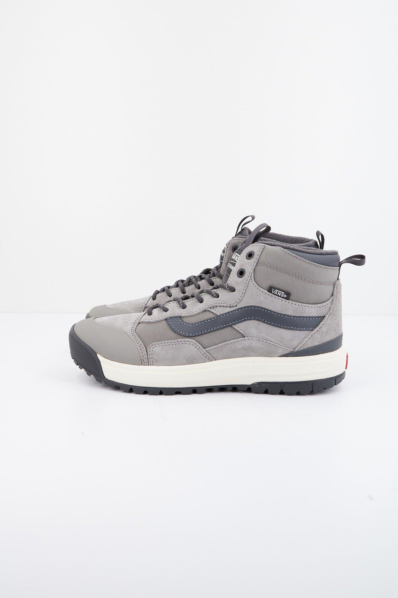 VANS ULTRARANGE EXO HI MTE en color GRIS (1)