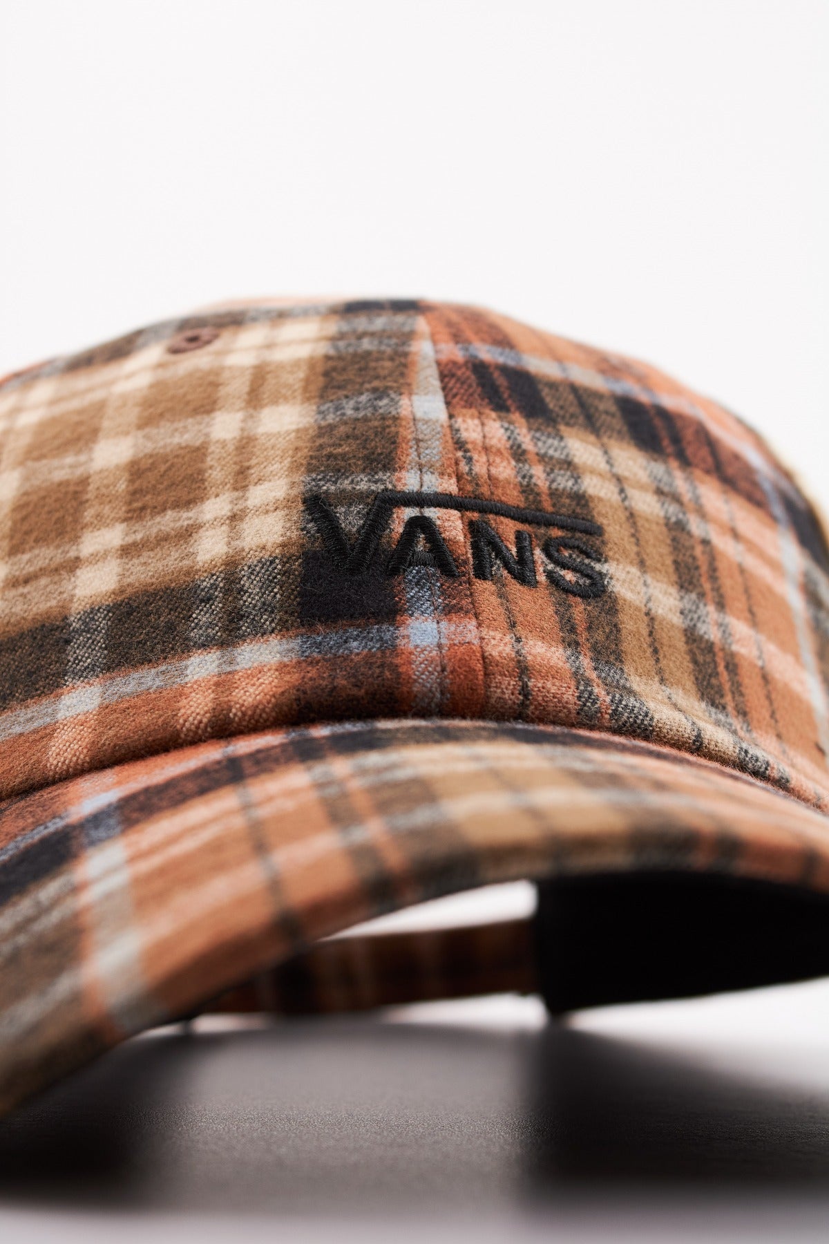 VANS ROADSIDE HAT en color MARRON (4)