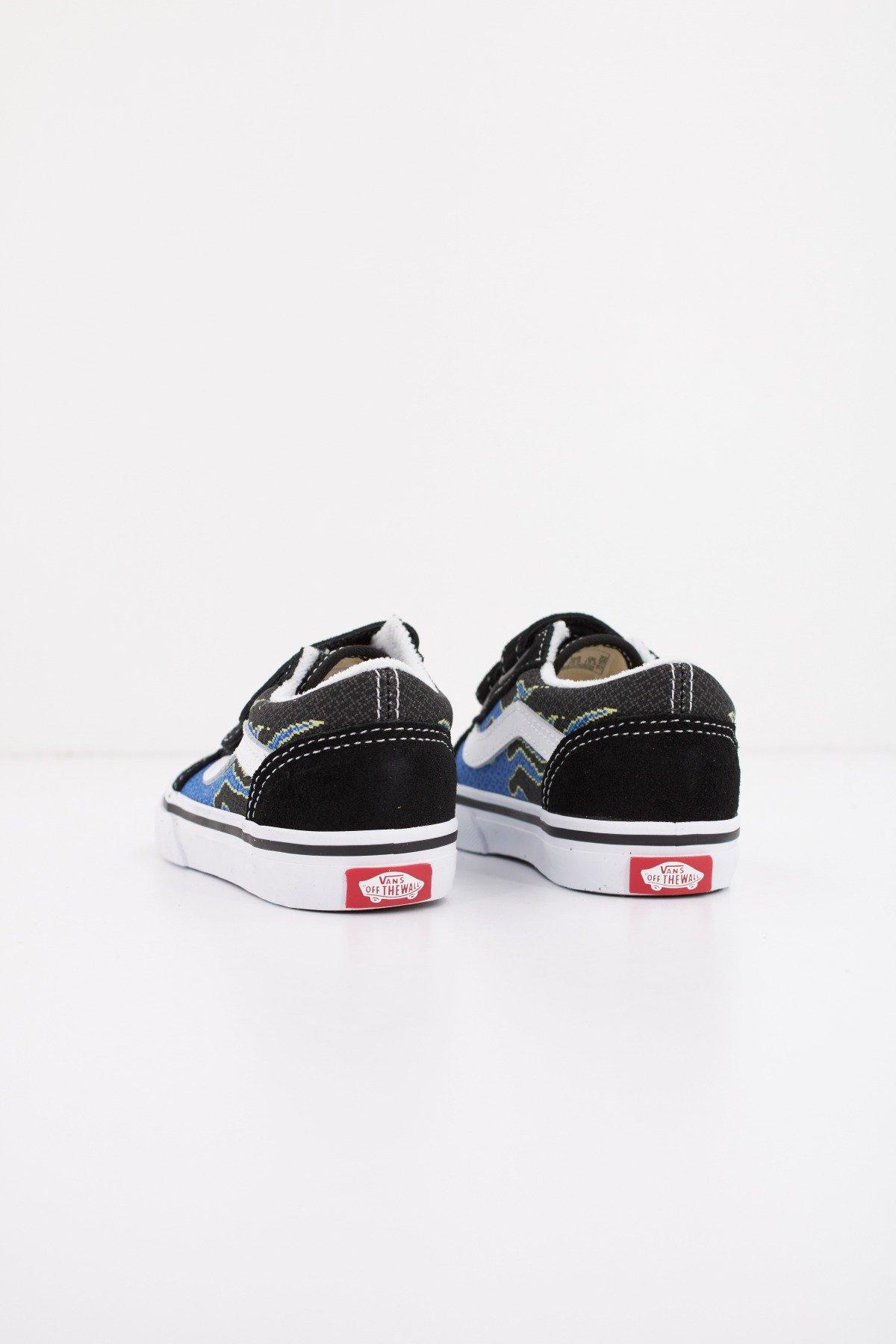 VANS OLD SKOOL V PIXEL FLAM en color NEGRO (3)