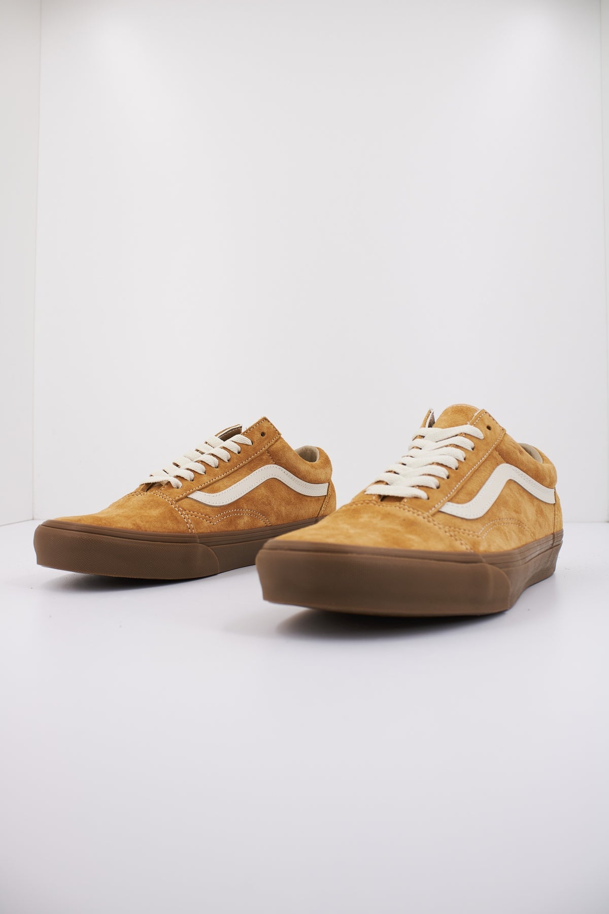 VANS OLD SKOOL en color AMARILLO (2)
