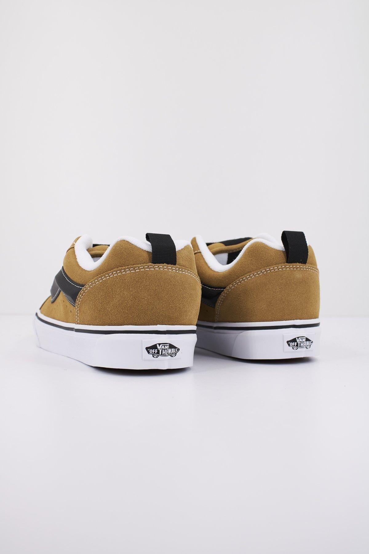 VANS KNU SKOOL en color MARRON CLARO  (3)