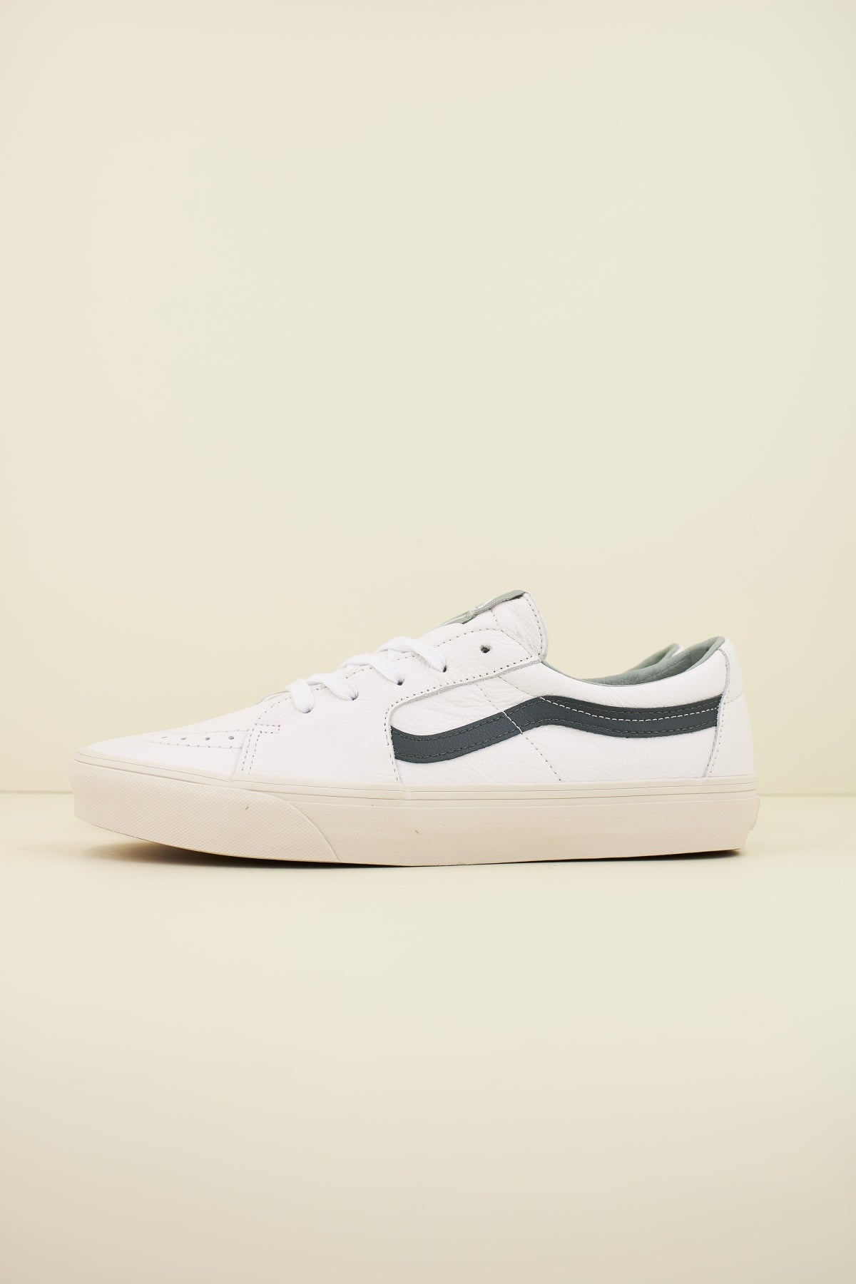 VANS SK-LOW en color BLANCO (1)