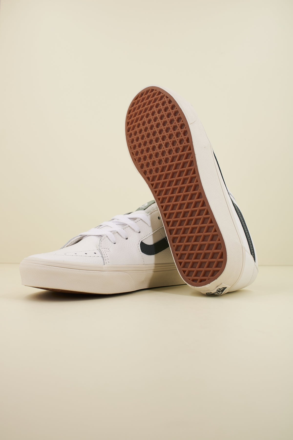VANS SK-LOW en color BLANCO (4)