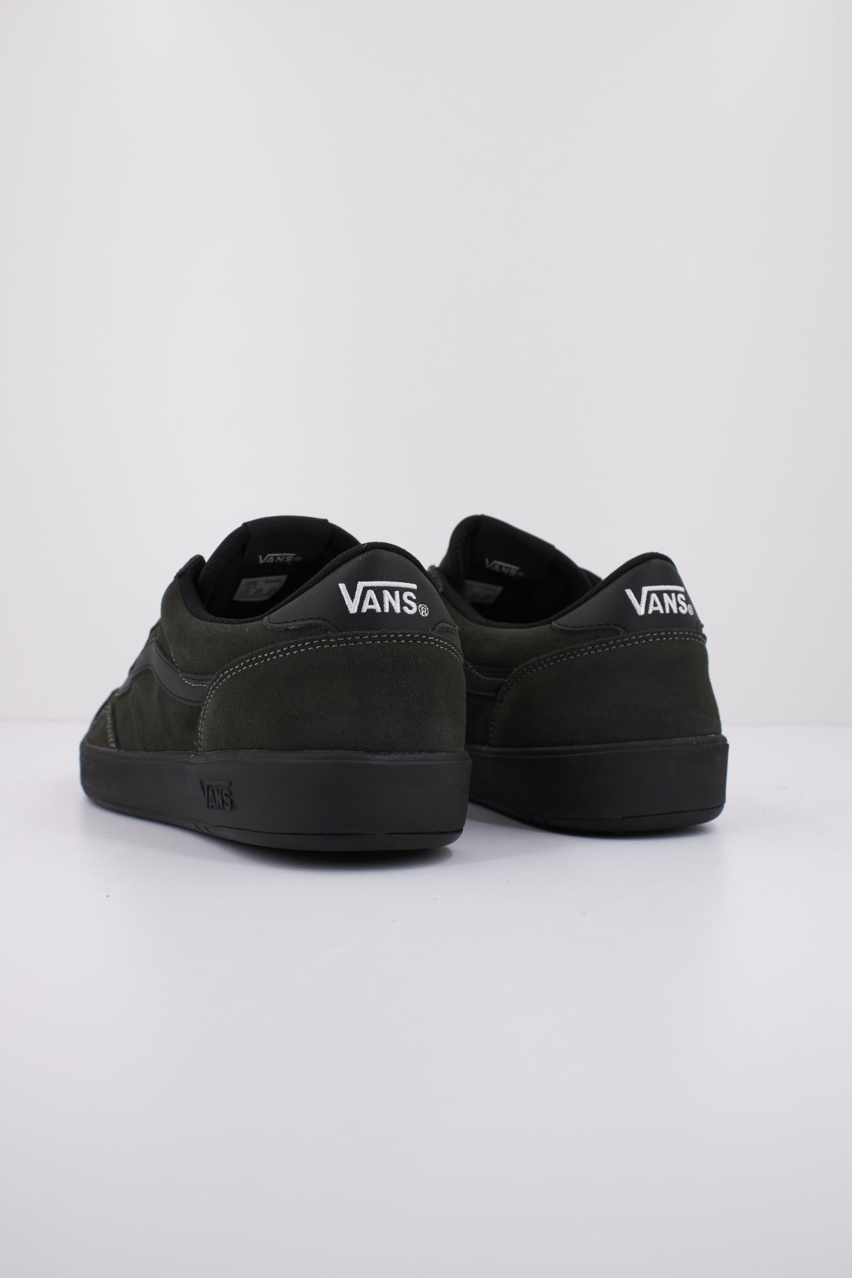 VANS CRUZE TOO CC en color NEGRO (3)