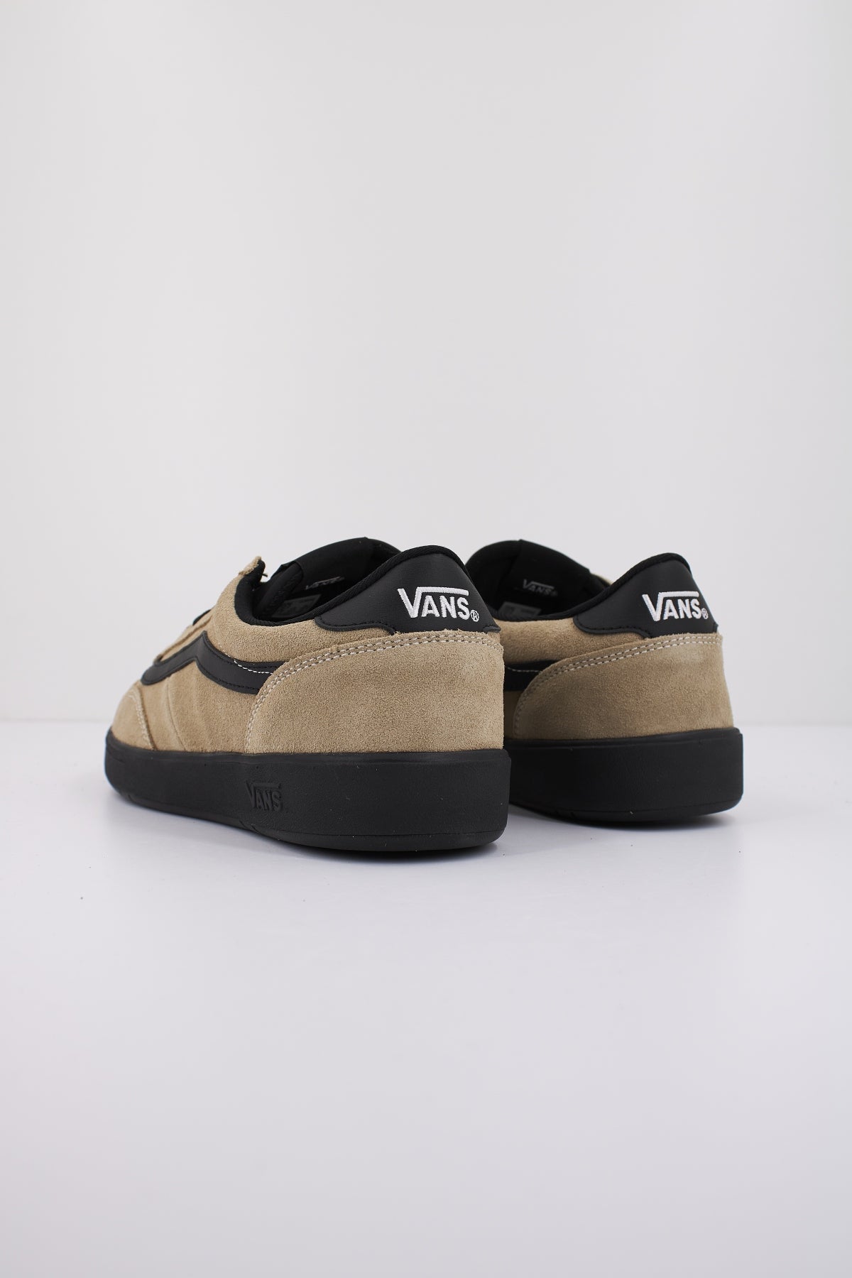 VANS CRUZE TOO CC en color BEIS (3)