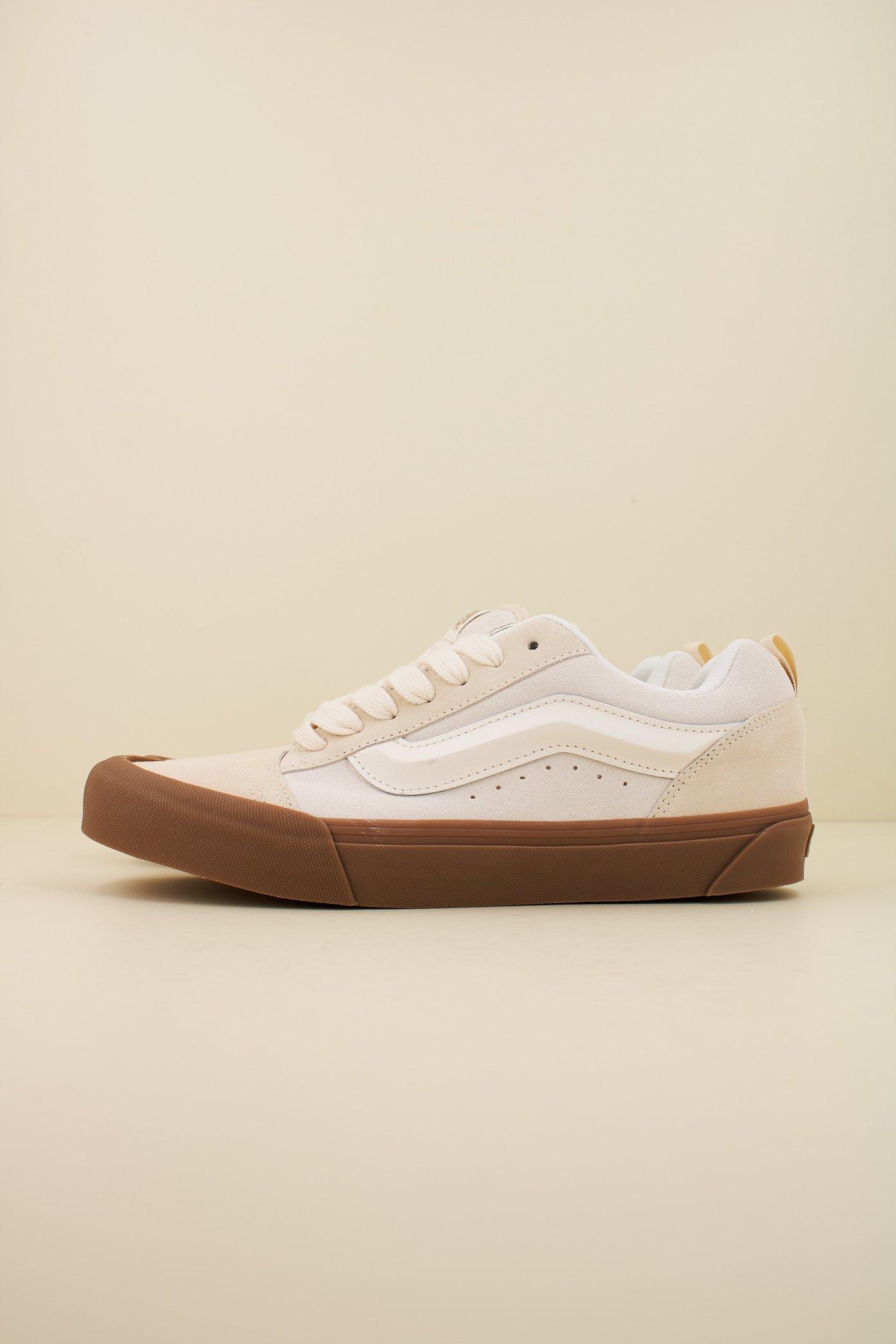 VANS KNU SKOOL en color BEIS (1)