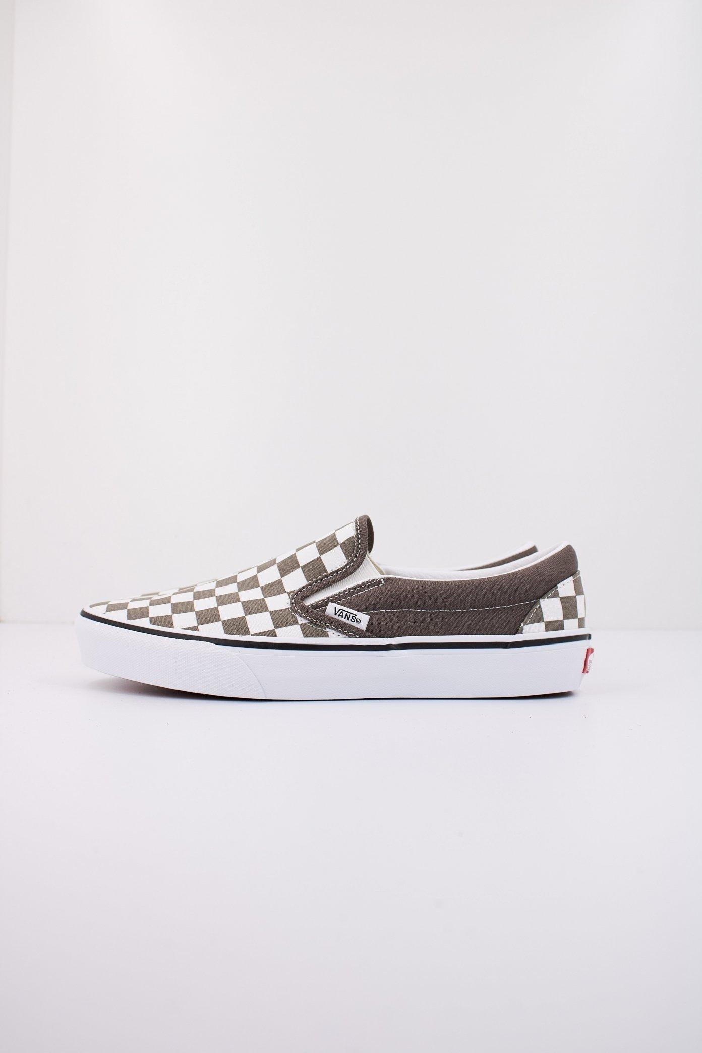 VANS CLASSIC SLIP-ON en color MARRON (1)
