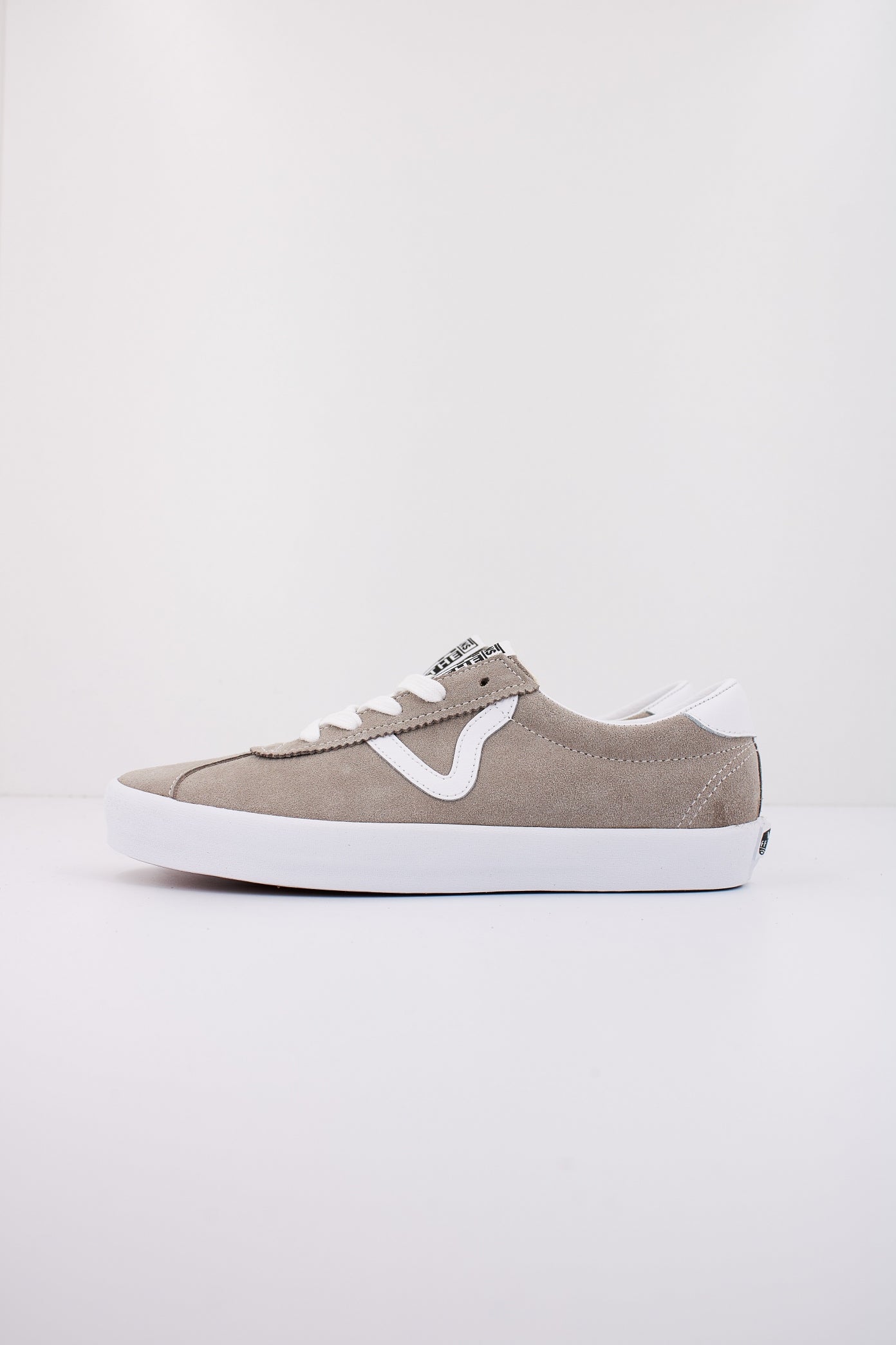 VANS SPORT LOW en color BEIS (1)