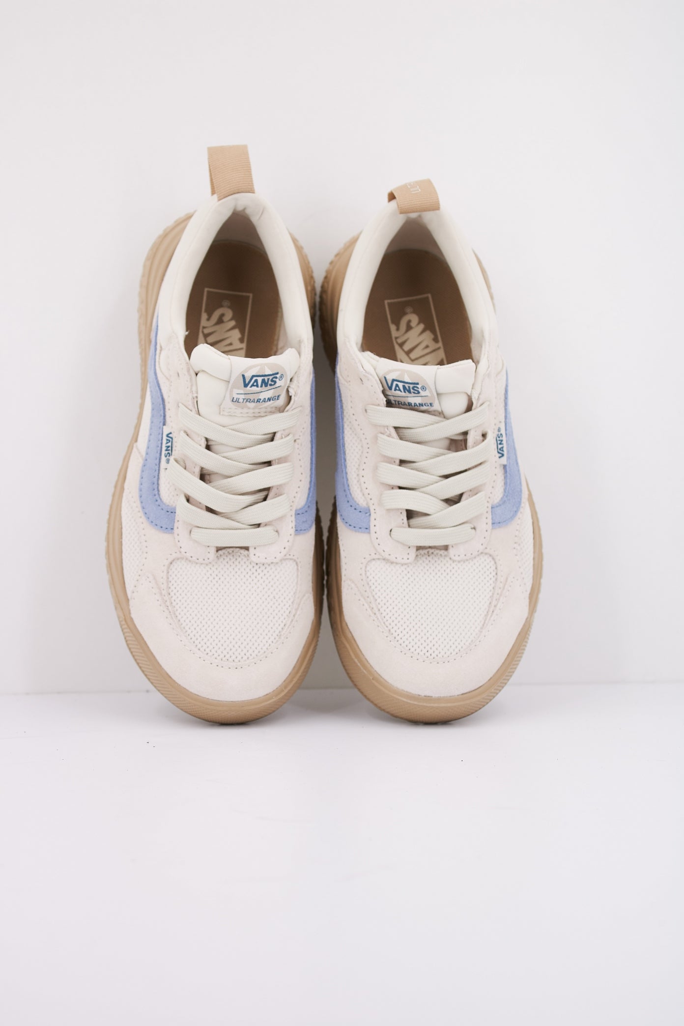 VANS MTE ULTRARANGE NEO VR en color BEIS (3)