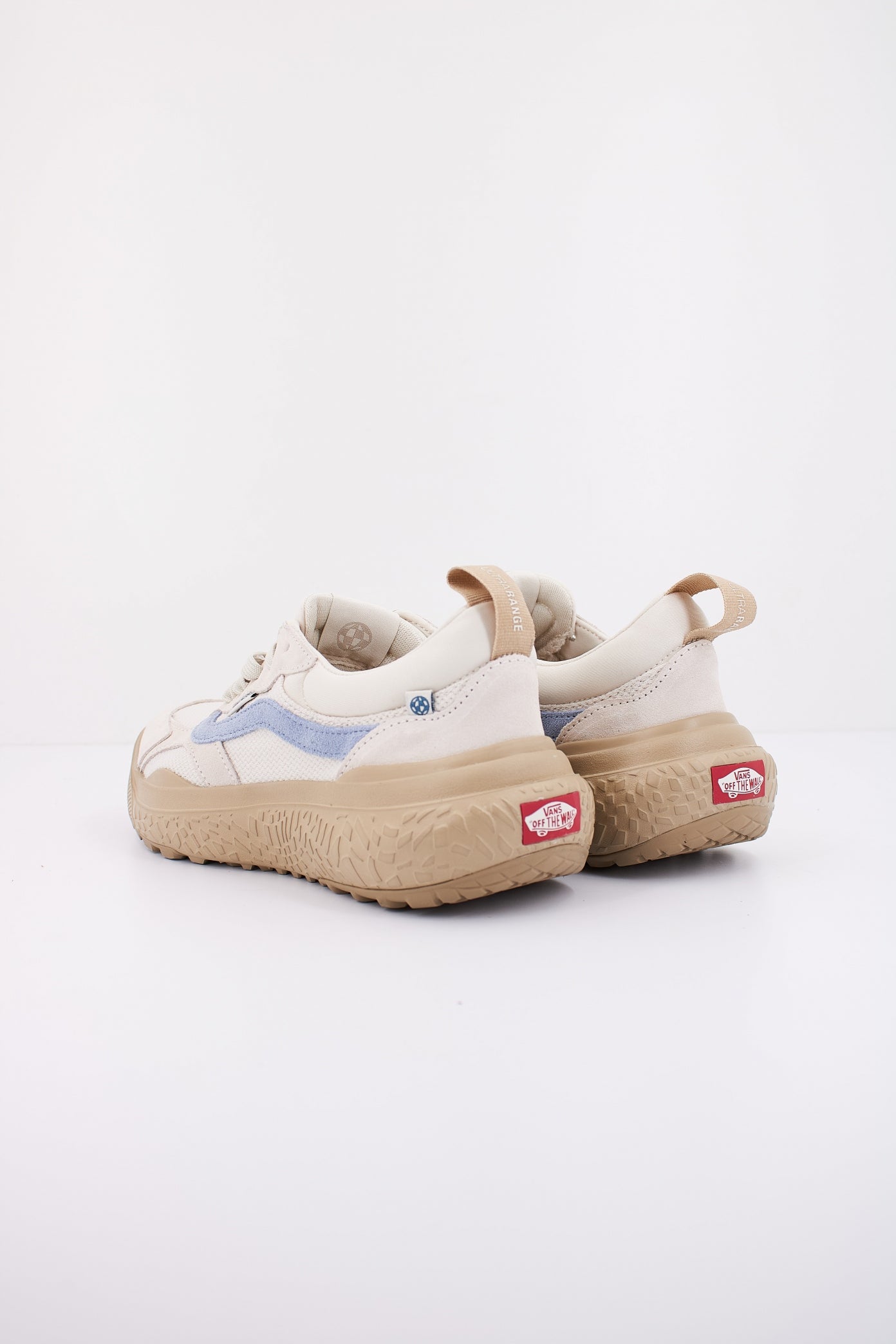 VANS MTE ULTRARANGE NEO VR en color BEIS (4)