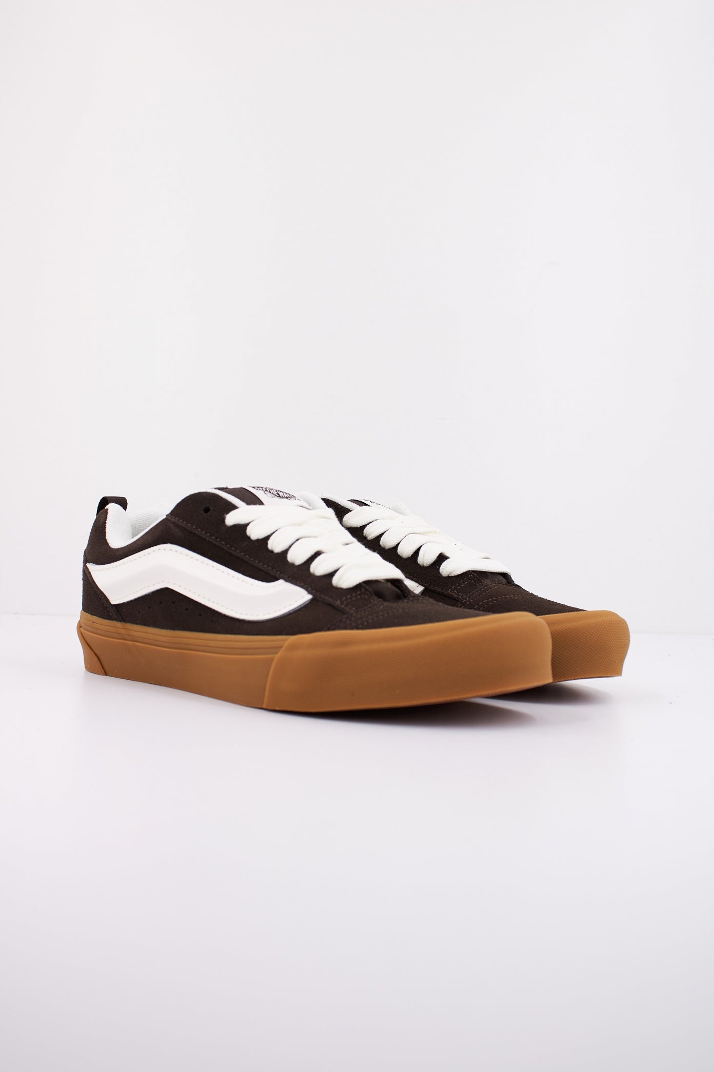 VANS KNU SKOOL en color MARRON  (2)