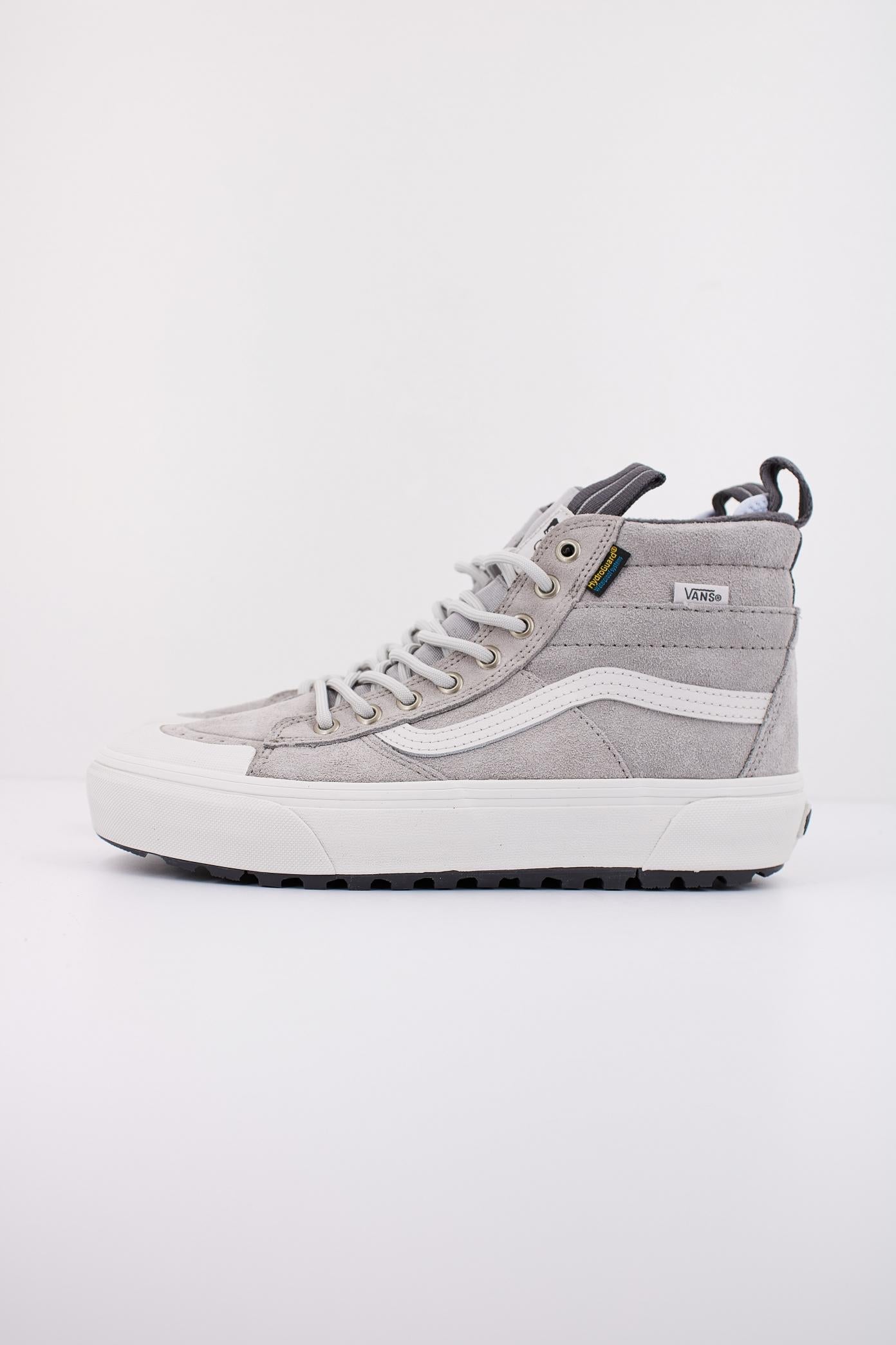 VANS MTE SK-HI WATERPROOF en color GRIS (1)