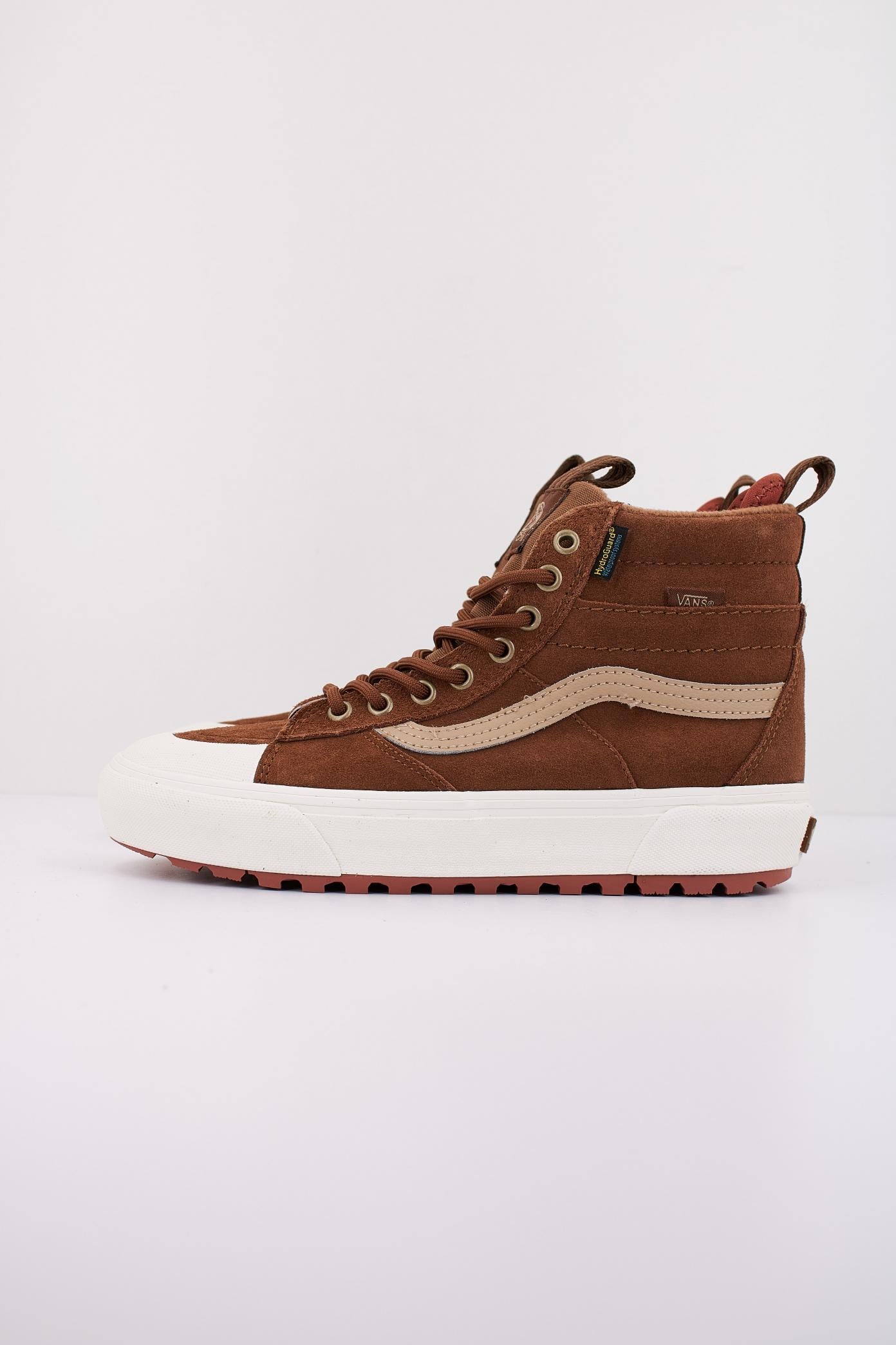 VANS MTE SK-HI WATERPROOF en color MARRON (1)