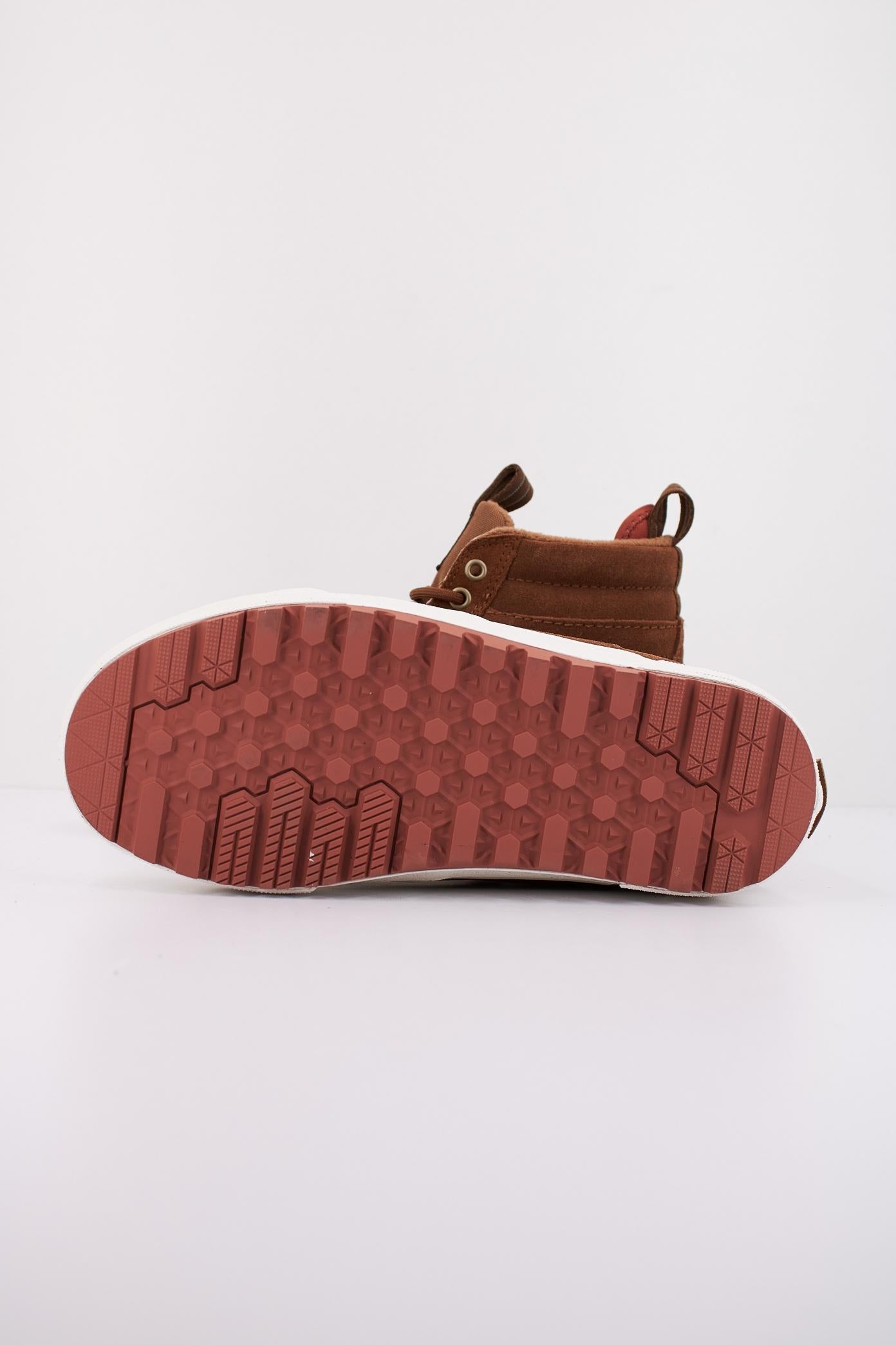 VANS MTE SK-HI WATERPROOF en color MARRON (5)