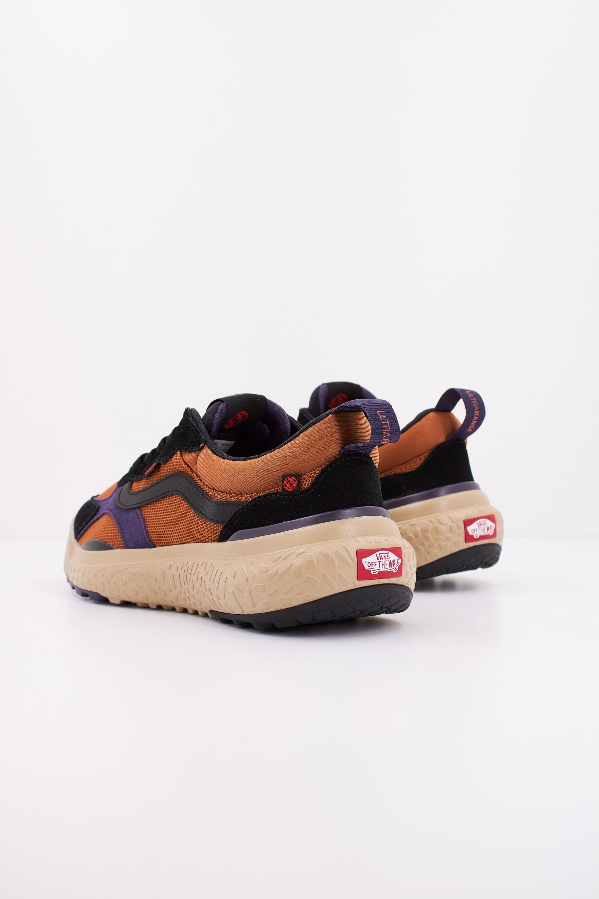 VANS MTE ULTRARANGE NEO VR en color MARRON (4)