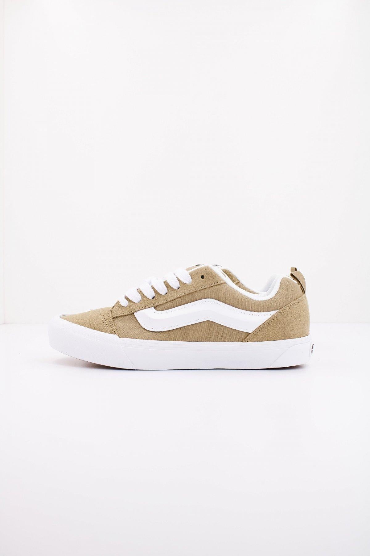 VANS KNU SKOOL en color MARRON CLARO (1)