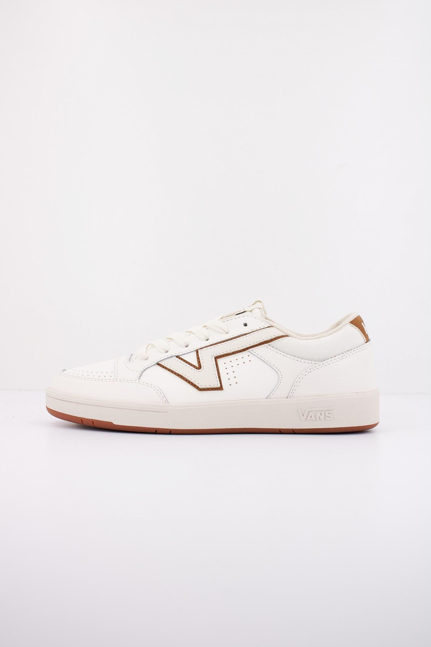 VANS LOWLAND en color BLANCO (1)