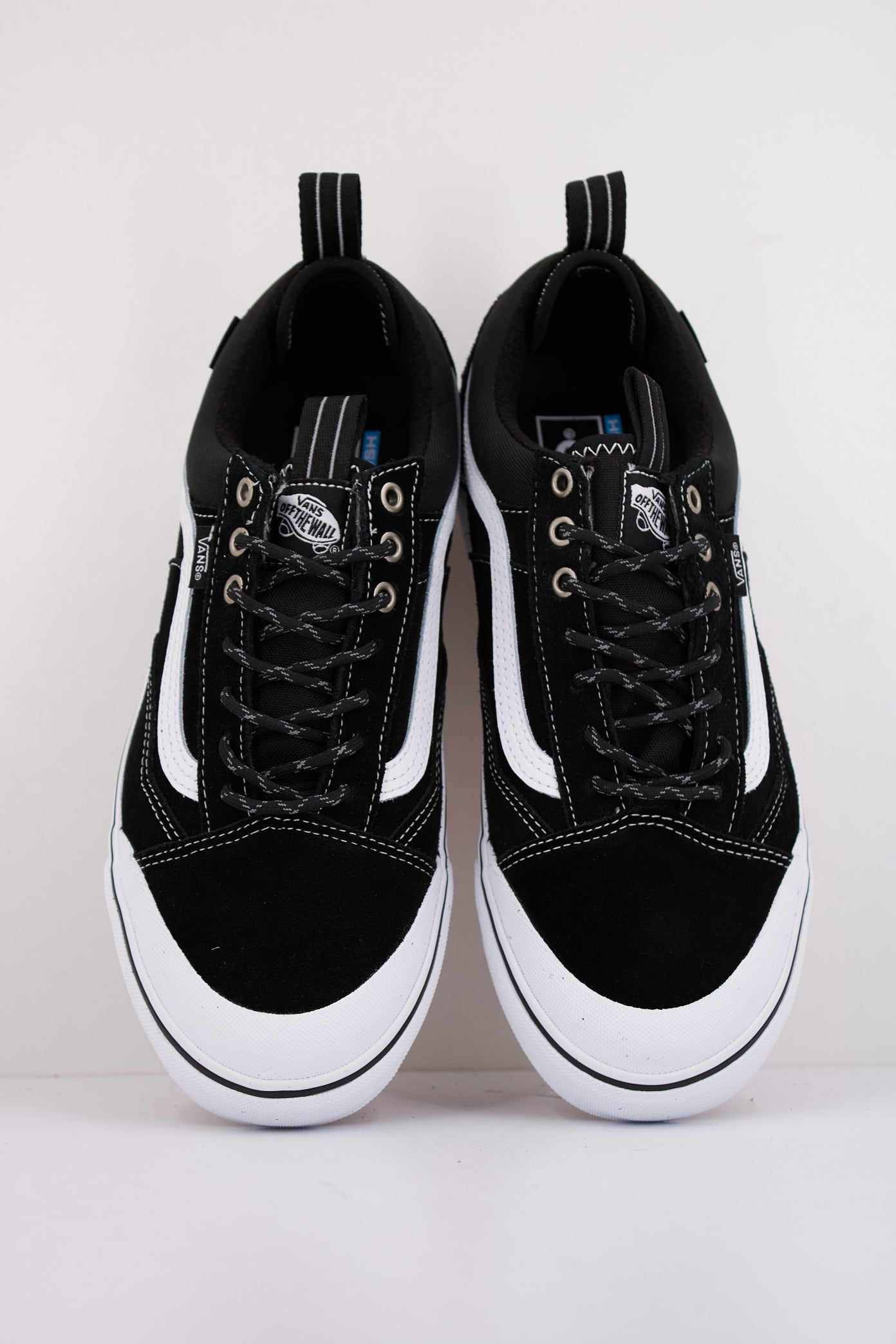 VANS MTE OLD SKOOL WATERPROOF en color NEGRO (3)