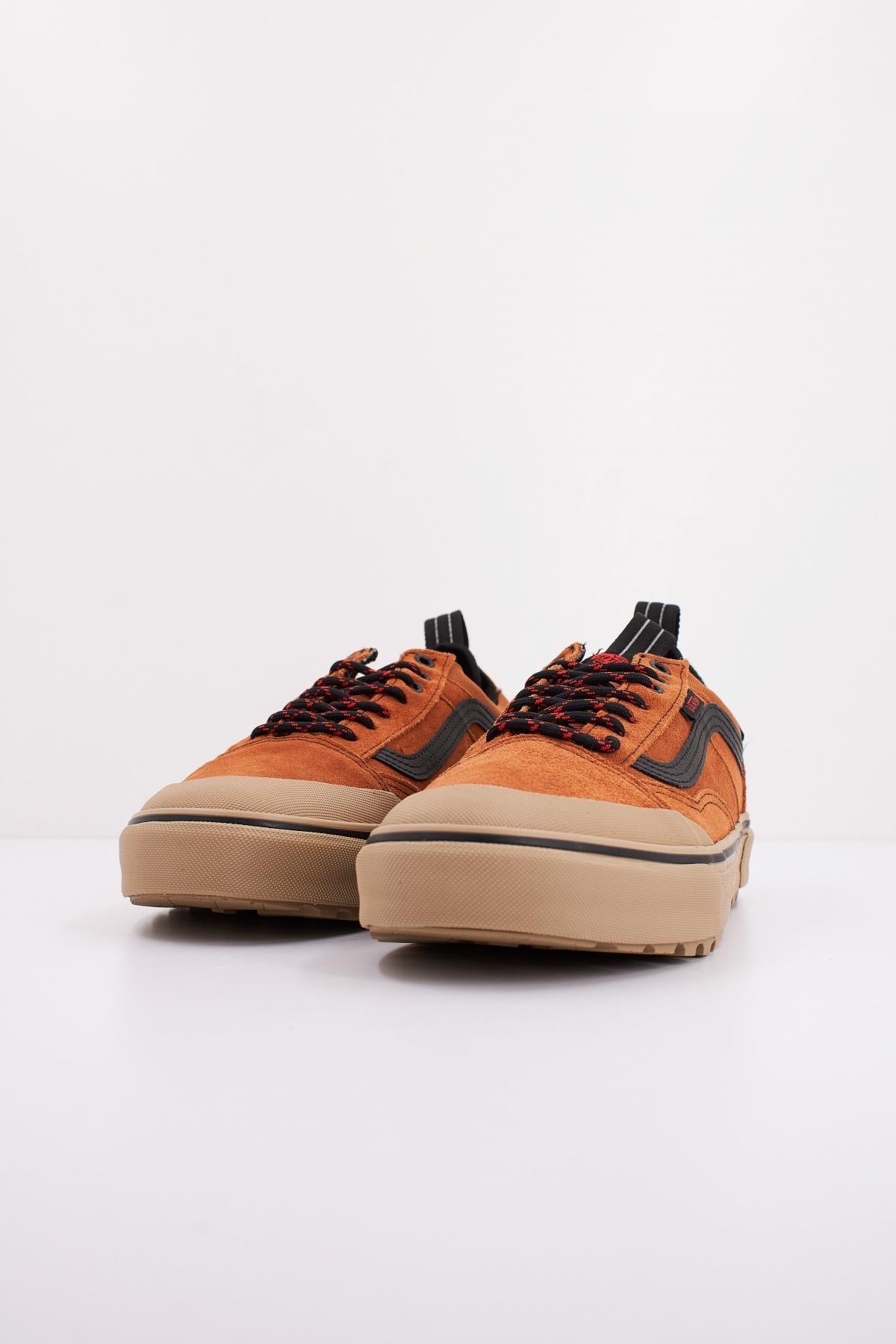 VANS MTE OLD SKOOL WATERPRO en color AMARILLO (2)